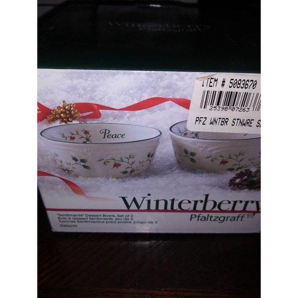 NEW Pfaltzgraff Winterberry Round Sentiment Dessert Bowls, Set of 2 - Picture 1 of 2